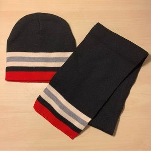 🌸 TOBY black and red striped matching knit beanie and scarf